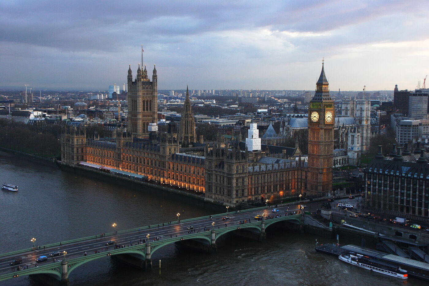 The Houses of Parliament in Westminster, London, where UK Pensions Minister Torsten Bell confirmed the frozen state pension policy that affects British retirees who retire in Thailand.